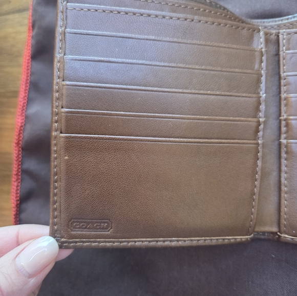 Coach Signature 15" Jacquard Hobo in Beige Brown + Matching Wallet - Picture 13 of 16